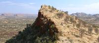 Trekkers ascending the ridge along the Larapinta Trail |  <i>Gesine Cheung</i>